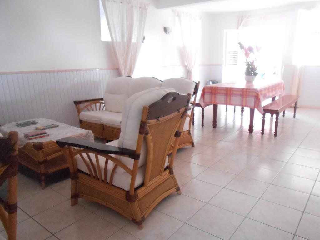 Chez Lucia Et Donatien Apartment Les Anses-d'Arlets Exterior photo