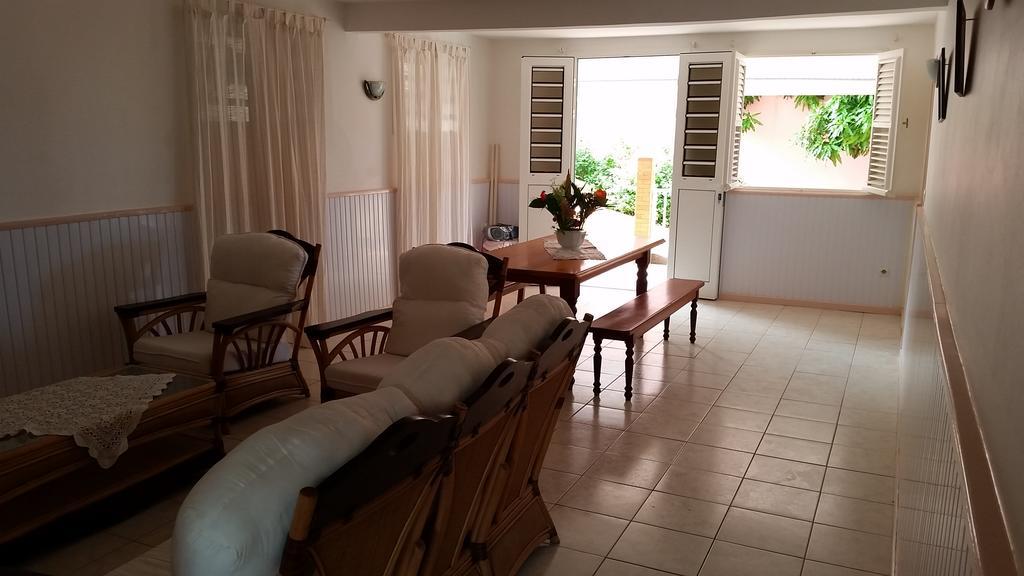 Chez Lucia Et Donatien Apartment Les Anses-d'Arlets Exterior photo